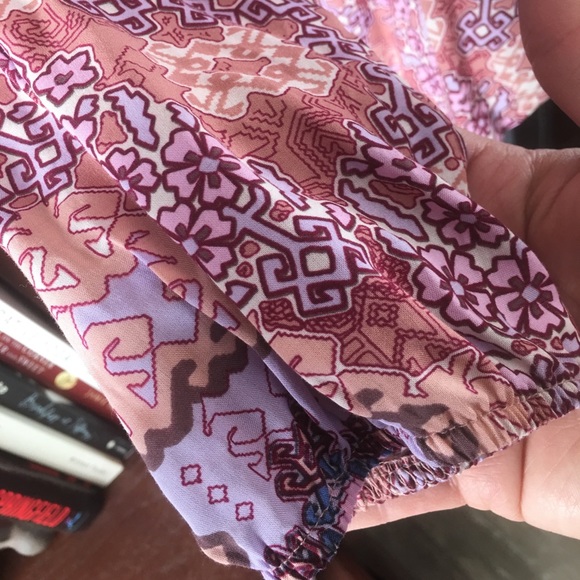 Pink pattern top - Picture 8 of 8